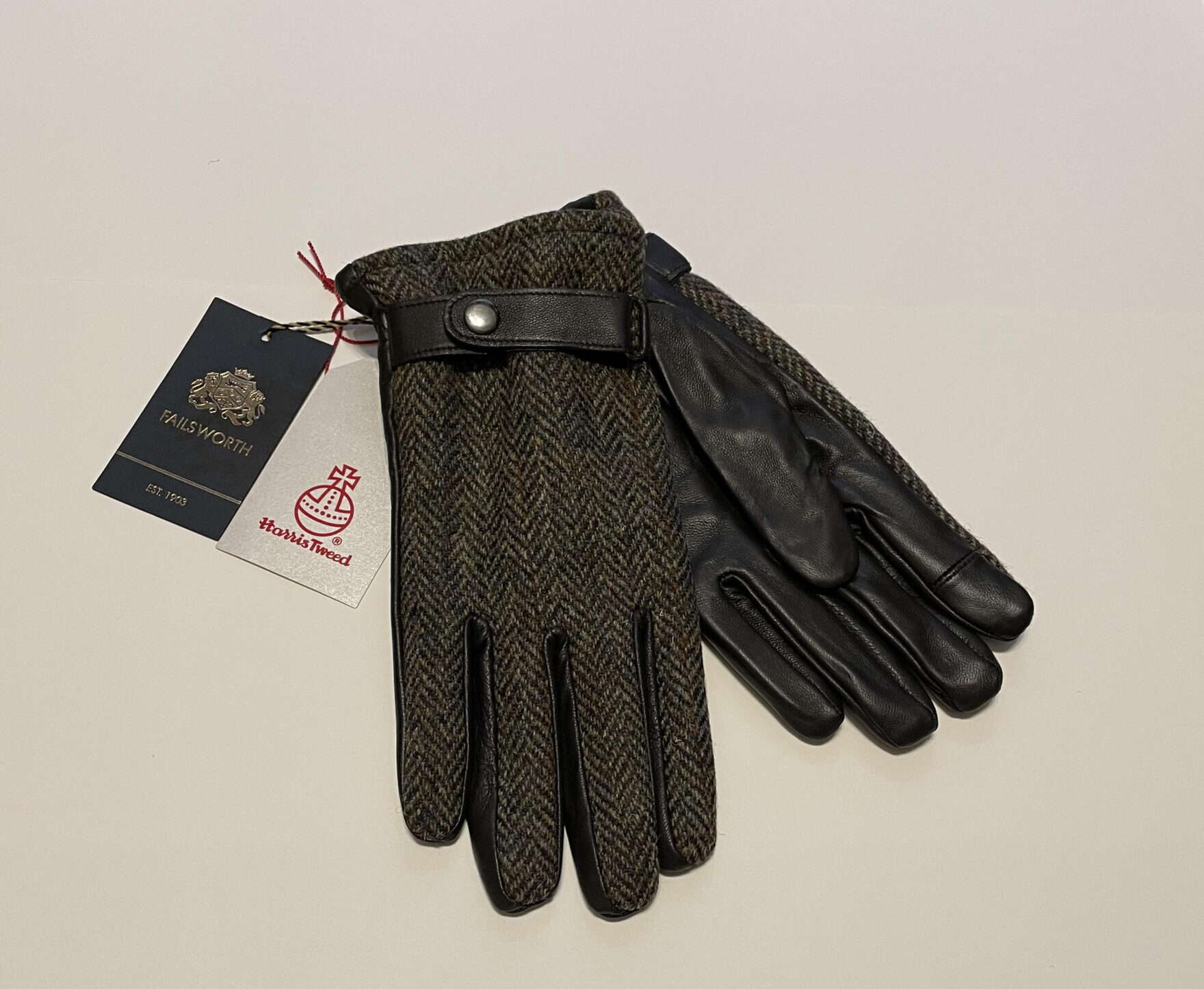 Harris Tweed Gloves – Parkins School & Menswear